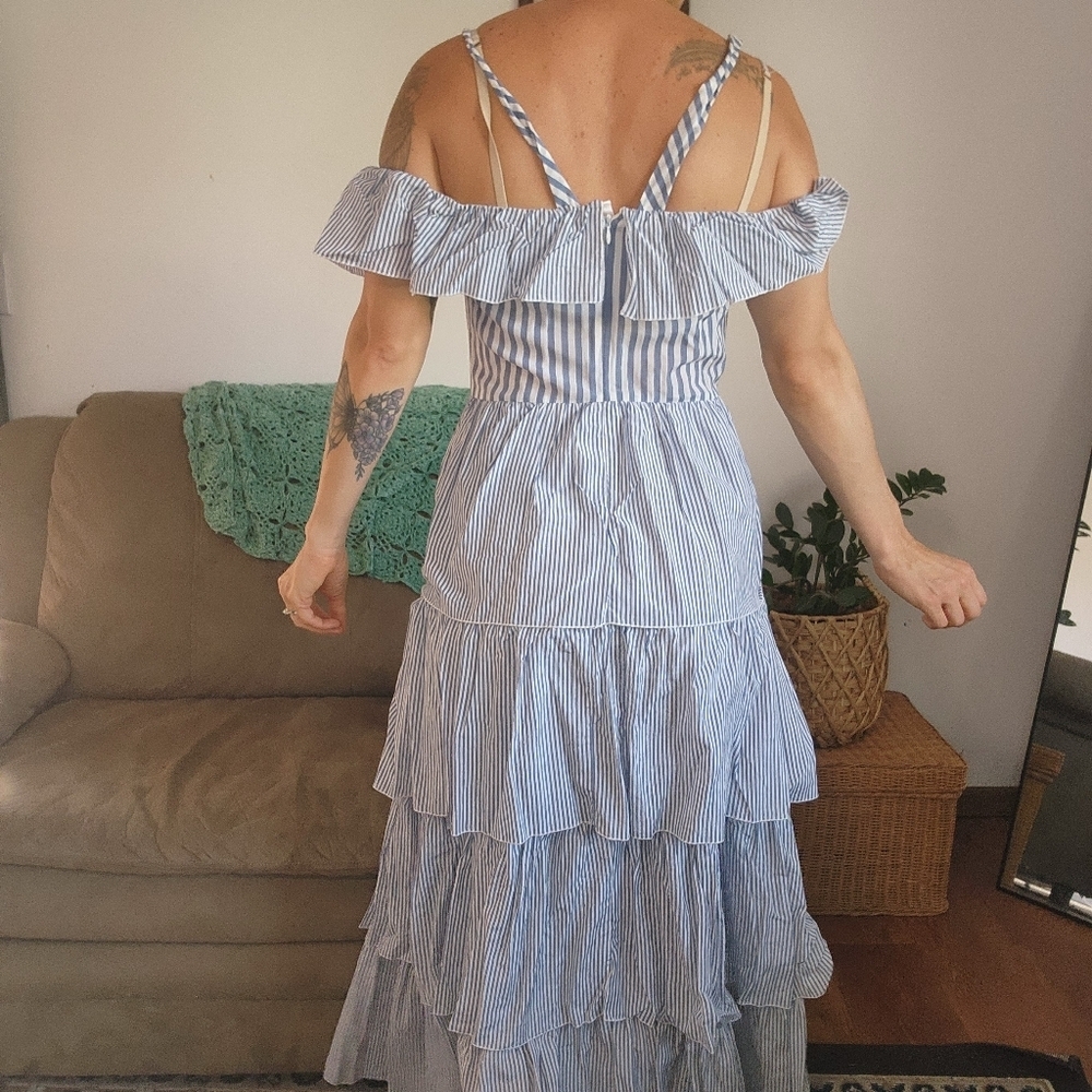 Victorias Secret Striped Tiered Maxi Dress Size Small - Picture 4 of 6